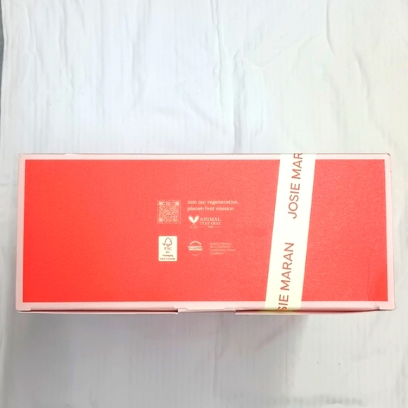 Josie Maran Mega-Size 20oz Argan Body Butter & Milk Body Serum Set - Picture 4 of 11